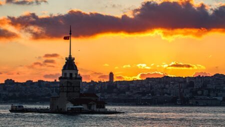 Işık Kulesi Kullanım Alanları ve Faydaları